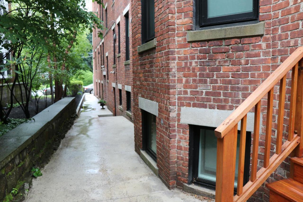 A Stylish Stay With A King Bed And Heated Floors #27 Brookline Kültér fotó